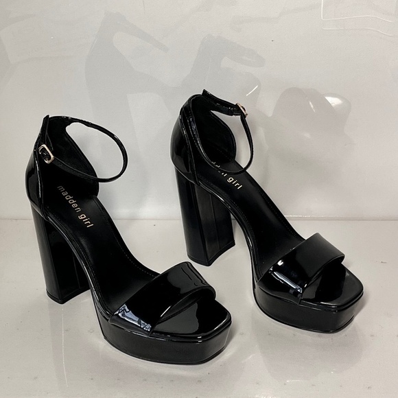 Steven By Steve Madden Shoes - Madden Girl Omeg Square-toe ankle-strap platform Two-Piece Platform Sandals